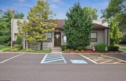 31 B Mountain Blvd, Warren Twp., NJ 07059