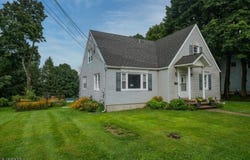 7 Ridgewood Rd, Franklin Boro, NJ 07416-1505