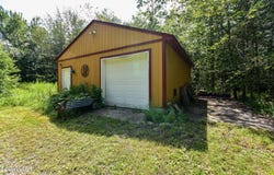 19 Castle Ln, Becket, MA 01223