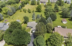 S52w23066 Hunters Holw, Waukesha, WI 53189