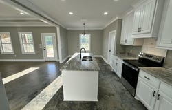786 Clyde B Road, Walnut Grove, MS 39189