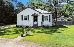 2 Willow Street, Waterville, ME 04901