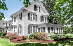 1290 State Street, Veazie, ME 04401