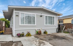113 Retiro Ln, Moss Beach, CA 94038