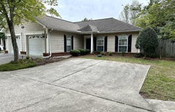 901 W Summit Drive, Dalton, GA 30721