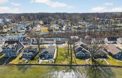 E Highland View Drive, Syracuse, IN 46567