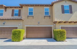 28706 Jardineras Dr, Valencia, CA 91354