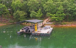 370 Paradise Point, Lavonia, GA 30553