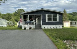 25 Park Lane, Arundel, ME 04046