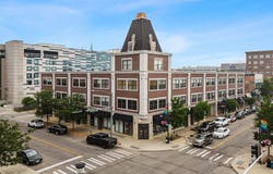 400 E Locust Street unit: 302, Des Moines, IA 50309