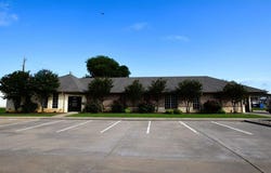 121 NW Newton Drive, Burleson, TX 76028