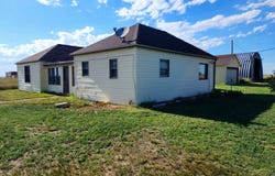 3468 Road 81, Potter, NE 69156