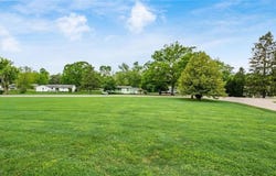 Lakeview Drive lot: #40, Zanesville, OH 43701