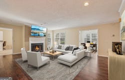 208 Bainbridge, Atlanta, GA 30327
