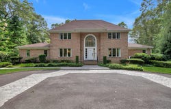 75 Belvedere Drive, Syosset, NY 11791