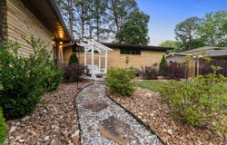 25 Harding Dr., Searcy, AR 72143