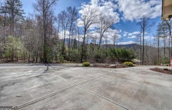 83 Nathans, Young Harris, GA 30582