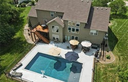 1789 Red Oak Court, Liberty, MO 64068