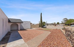 1579 Wanda Court, Horizon City, TX 79928
