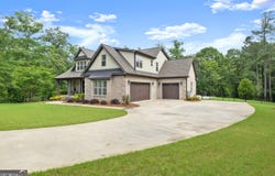 106 Chase, Forsyth, GA 31029