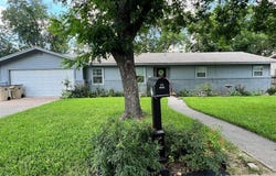 306 Sunset Drive, Comanche, TX 76442