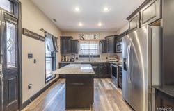 1585 River Valley Road, Doniphan, MO 63935