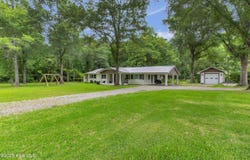 5915 Livingston Chapel Road, Delco, NC 28436