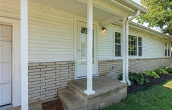 1  W Montgomery  ST, Fayetteville, AR 72701