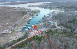 632 Jet Ski Drive, Sunrise Beach, MO 65079