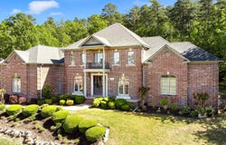 4 Bellegarde Drive, Little Rock, AR 72223