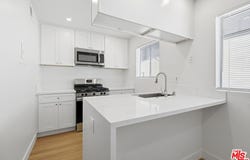 4354 Mclaughlin Ave, Los Angeles, CA 90066