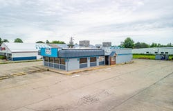 1407 W MAIN Street, Salem, IL 62881