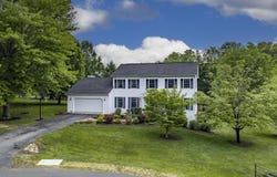 3 River Pl, Lexington, VA 24450