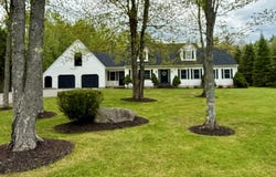 12 Surrey Lane, Hampden, ME 04444