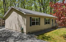 1029 Bear Trail Road, Lake Ariel, PA 18436