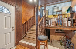 63 Lincoln Ave, Newark City, NJ 07104-3039