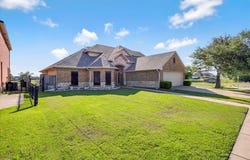 2807 Park Street, Ennis, TX 75119