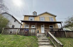 420 Reed St, Sharon, PA 16146