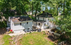 1420 Lakeview Drive, Portage, MI 49002