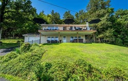 532 Lakeshore Drive, Camdenton, MO 65020