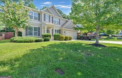 104 Lakestone, Woodstock, GA 30188