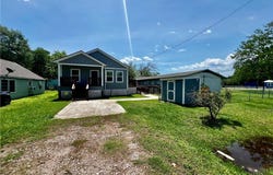 313 Rorem Avenue, Palacios, TX 77465