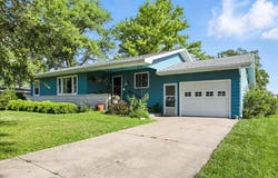 301 E WALNUT Street, RED OAK, IA 51566