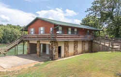 1247 Riverlawn Dr, Doniphan, MO 63935