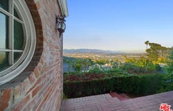 3775 Amesbury Rd, Los Angeles, CA 90027