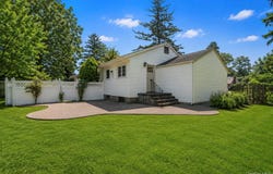 1 Dale Lane, Smithtown, NY 11787