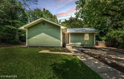 108 Utah Ave, Oak Ridge, TN 37830