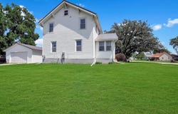 201 Forest Street, Fairbank, IA 50629