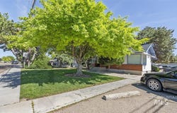 135 Davis Ave, Nampa, ID 83651