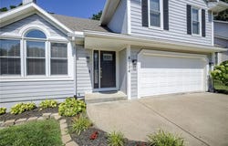 8534 N FLORA Avenue, Kansas City, MO 64155